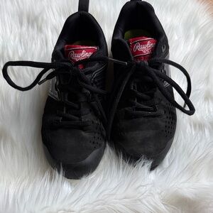 Rawlings Kids Athletic Cleats in Black with Red Highlights